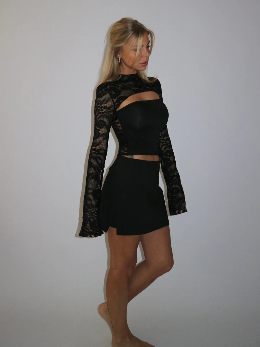 Elara | Ivory Lace Top