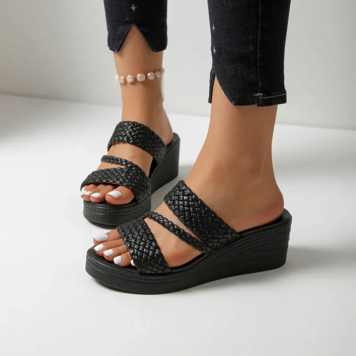 Strida | Woven Chic Wedge