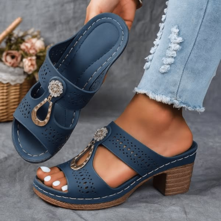 Kylie | Luxe Step Sandal