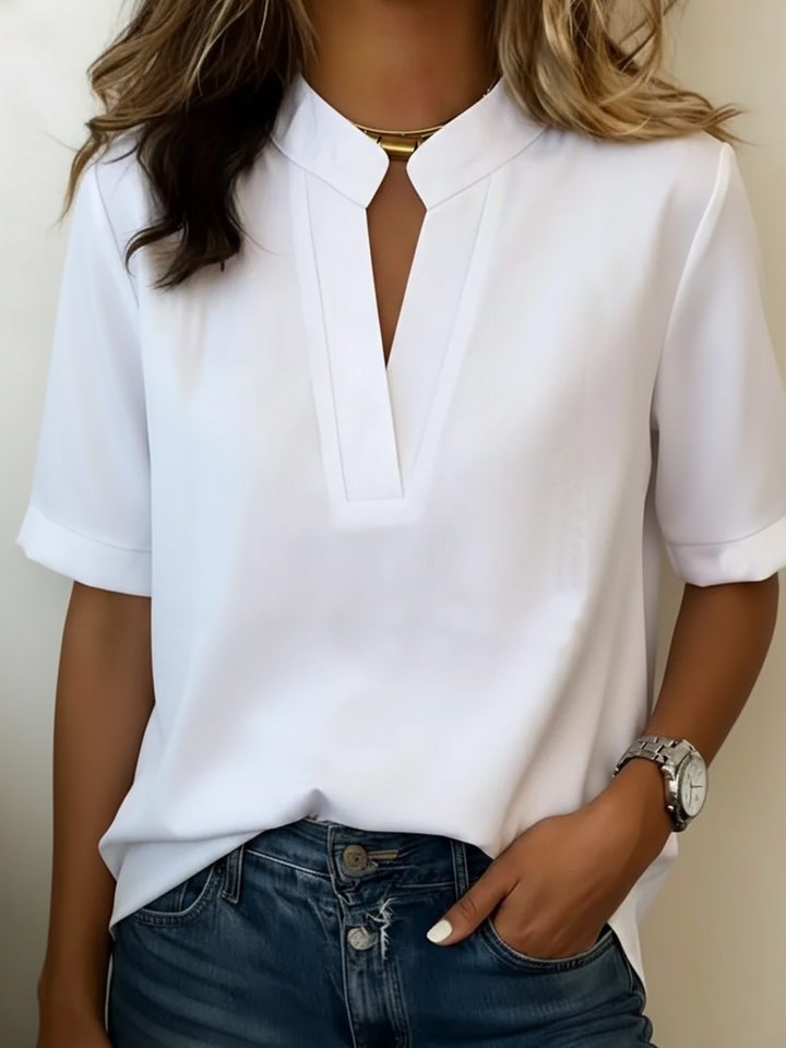 Melissa | Everyday Elegance V-Split Top