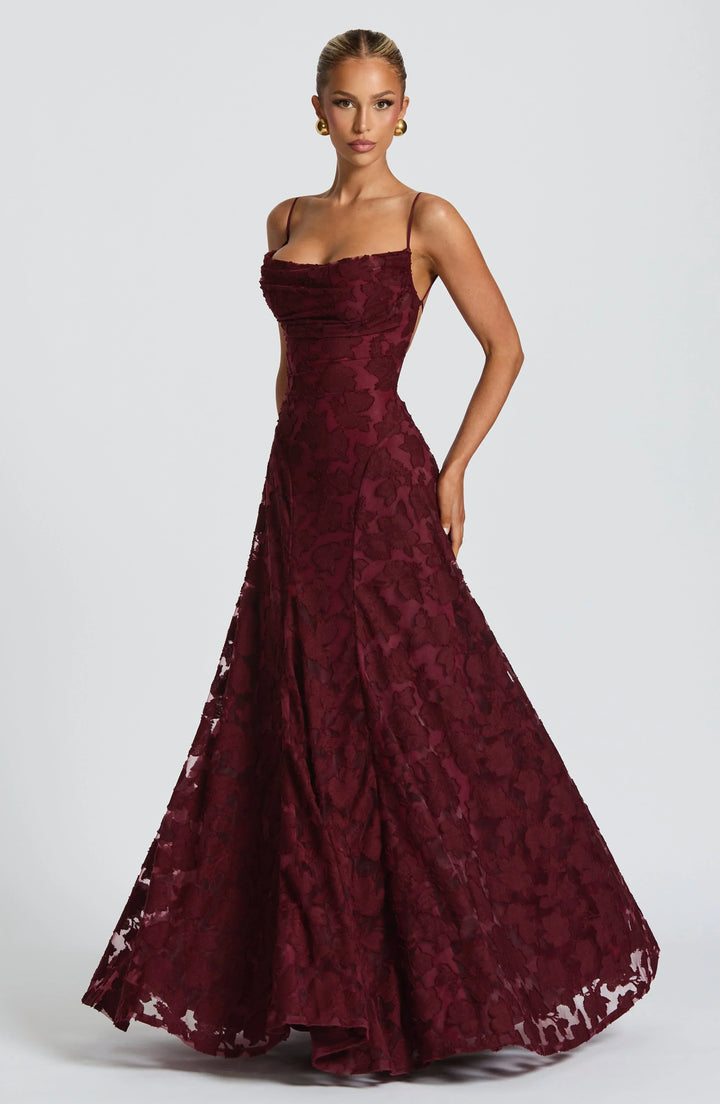 Clara Léon | Elegant Maxi Dress