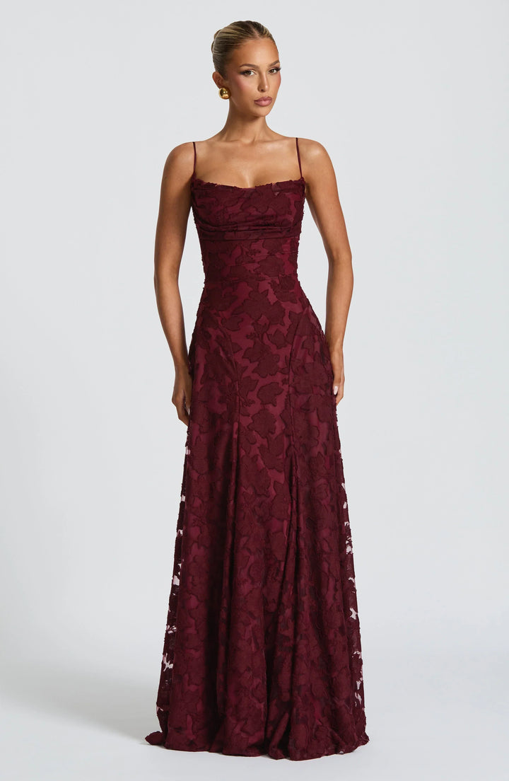 Clara Léon | Elegant Maxi Dress