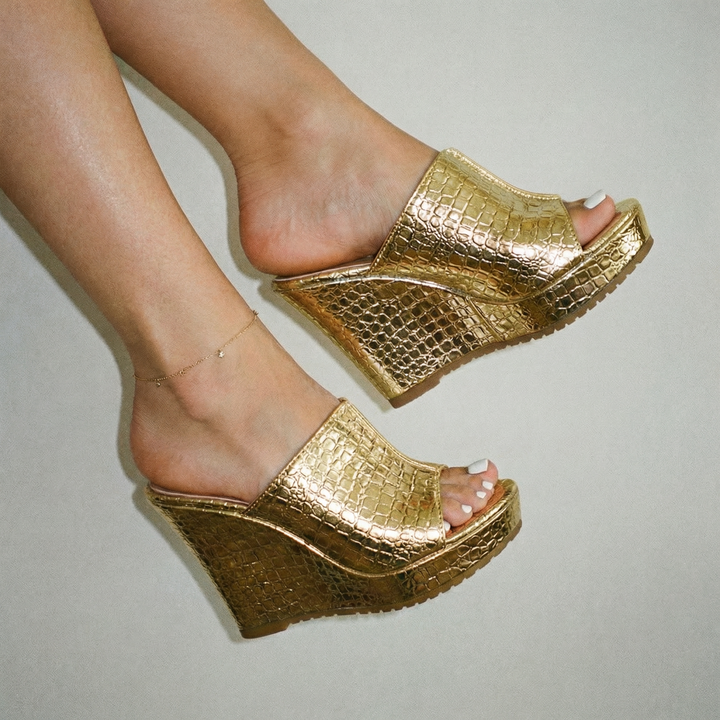 Tara | Luxe Gold Platform Wedges