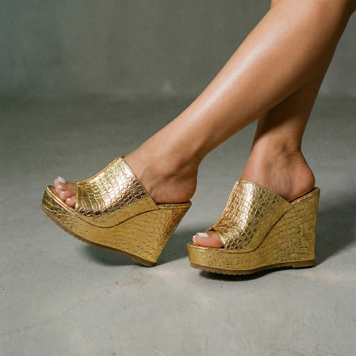 Tara | Luxe Gold Platform Wedges
