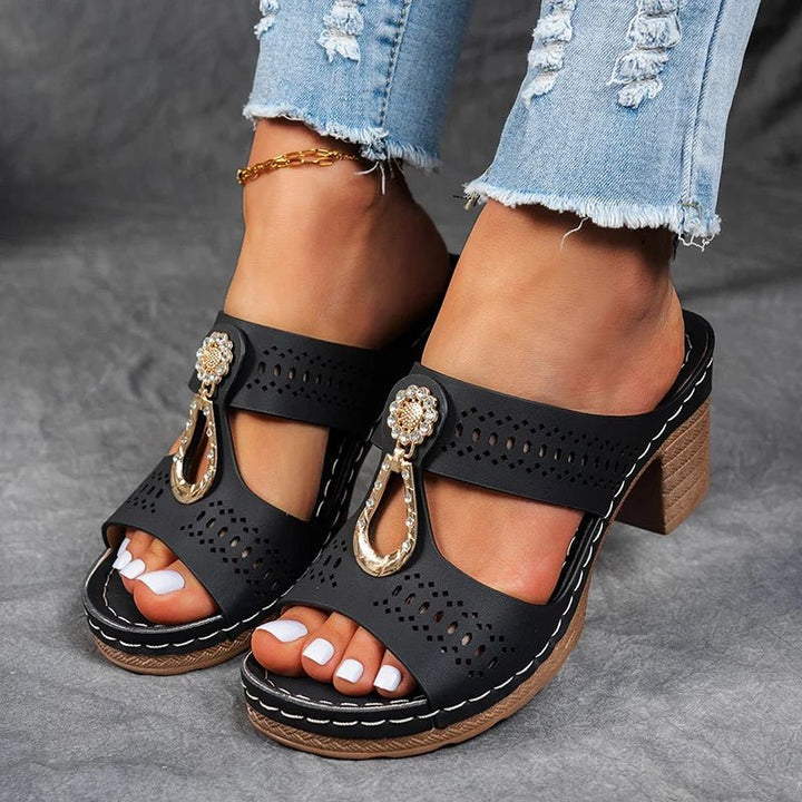 Kylie | Luxe Step Sandal