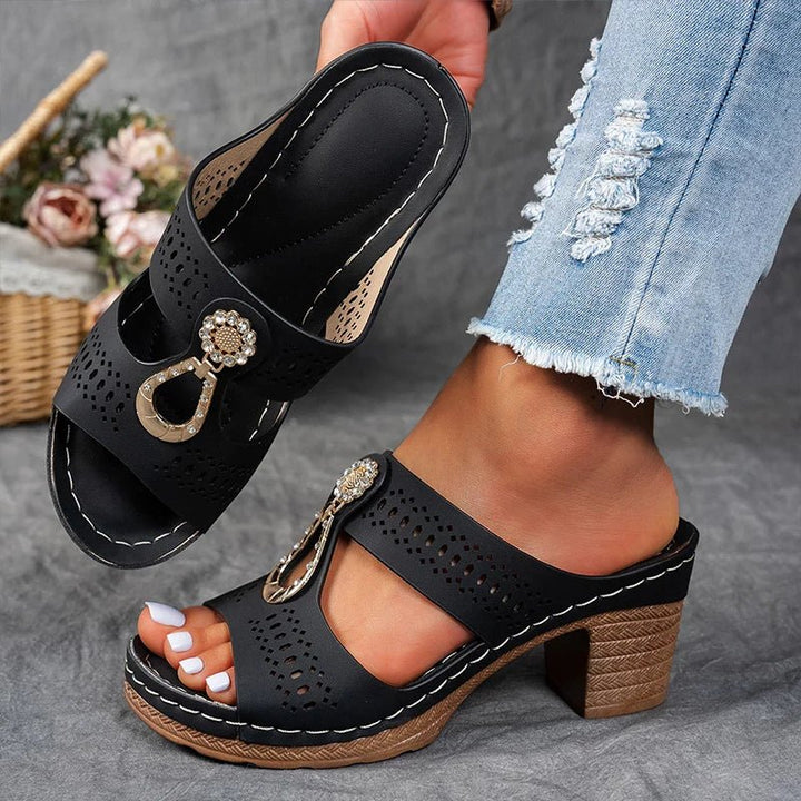 Kylie | Luxe Step Sandal