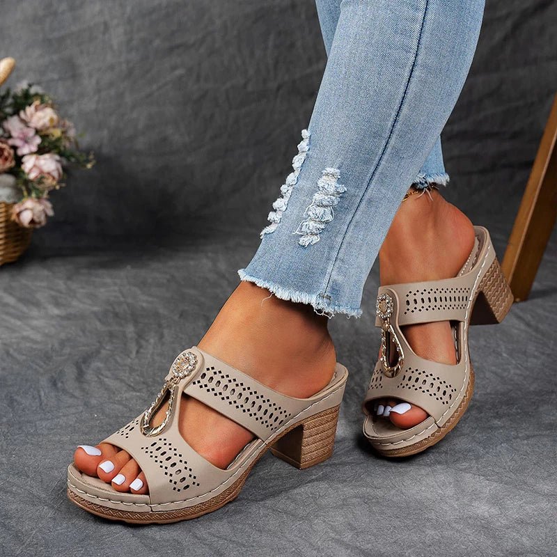 Kylie | Luxe Step Sandal